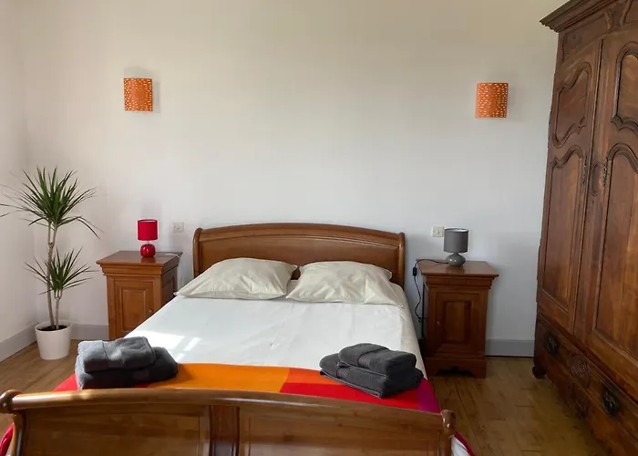 Olhatsia منزل للإقامة *