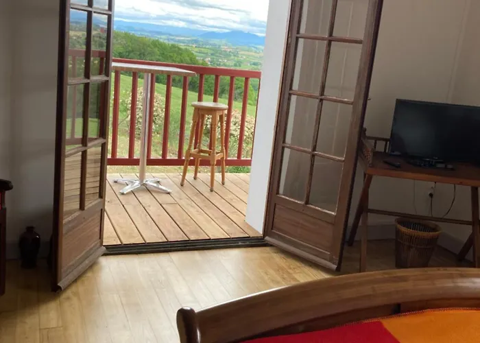 Olhatsia Privat bolig *